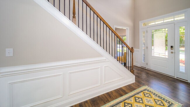 Foto del edificio - 6101 Treehouse Dr