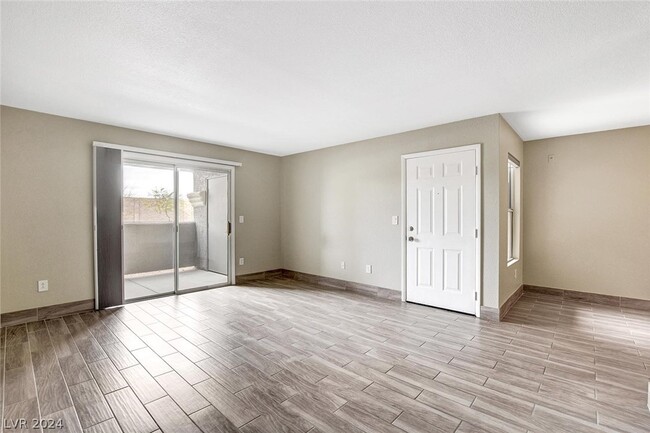 Building Photo - 5055 W Hacienda Ave
