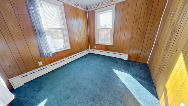 Building Photo - Semi Detached