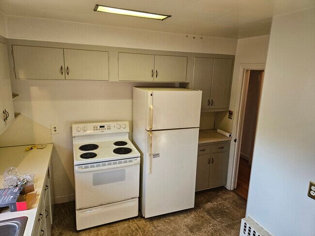 Building Photo - 2803 N Broom St