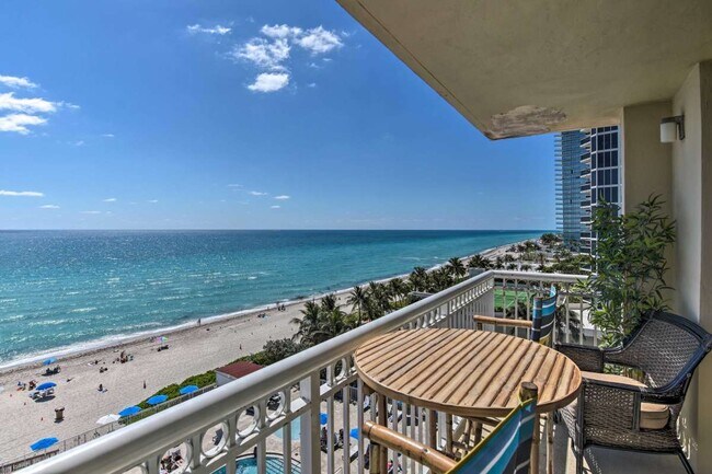 Building Photo - 19201 Collins Ave