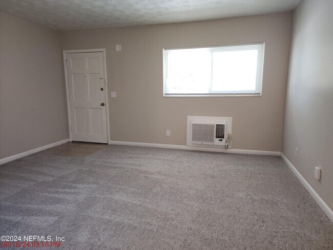 Building Photo - 2640 Trollie Ln