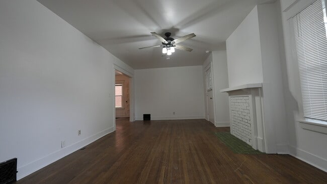 Entryway & Living Room - 3838 Wyandotte St