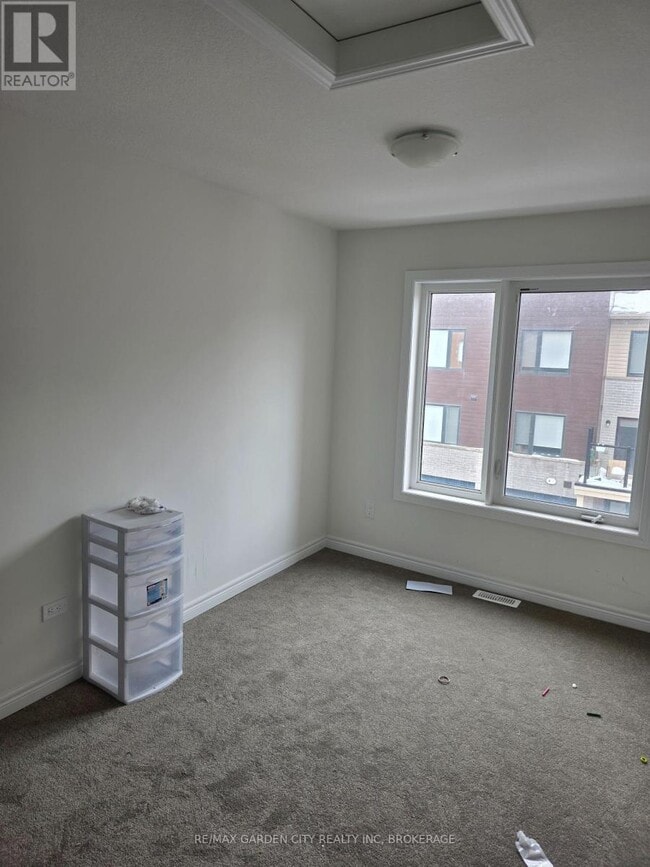 Building Photo - 62 Dryden Ln