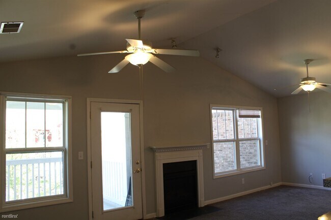 Building Photo - 6502 Brook Bend Way