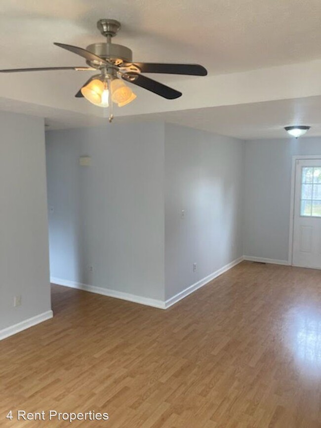 Building Photo - 3 br, 2 bath House - 219 Tobacco Road