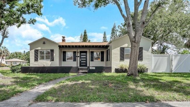 Building Photo - 4063 2nd Ave N