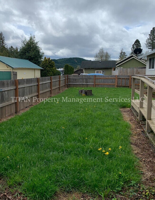 798 E Bridge St, Vernonia, OR 97064 Room for Rent in Vernonia, OR