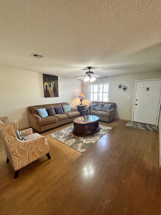 Foto del edificio - 2783 W 29th Ln