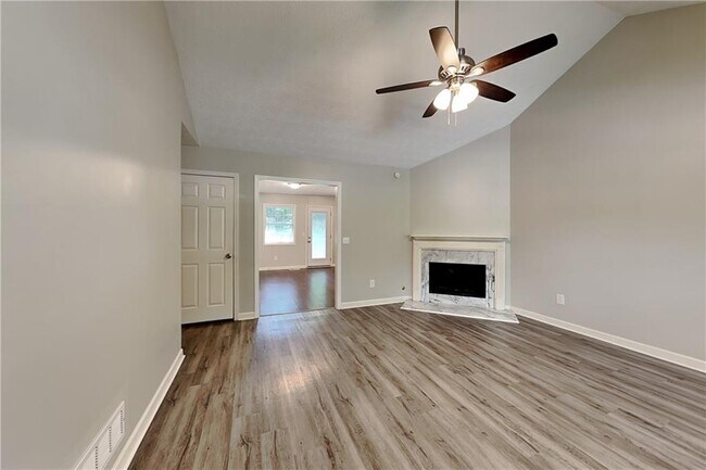 Foto del edificio - 3784 Cherokee Overlook Dr