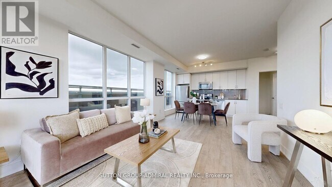 Photo du bâtiment - 7608 Yonge St