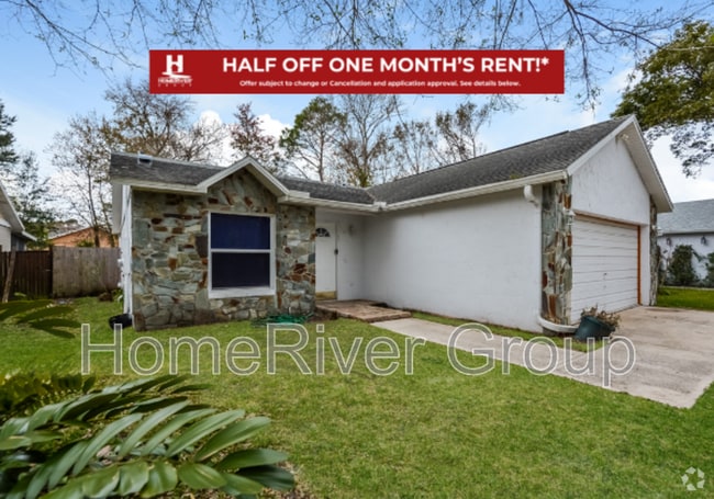 Building Photo - 824 Maple Forest Dr