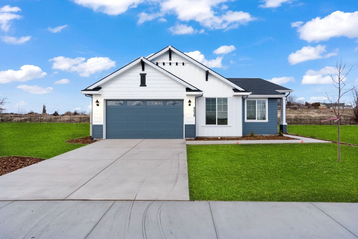 Primary Photo - New 3 Bedroom - 2 Bath Home in Star