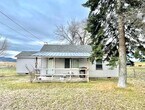 Primary Photo - 2 Bedroom, 1 Bath with Office, Barn, Pastu...