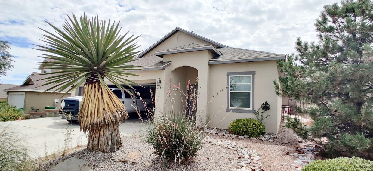 2152 Palenque Dr SE, Rio Rancho, NM 87124 House Rental in Rio Rancho