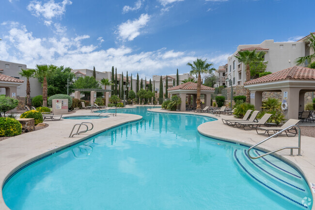 Outdoor Pool - Copperstone Apartments of Las Cruces