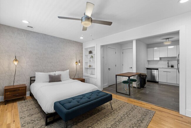 Foto del edificio - 1136 Crescent Ave NE