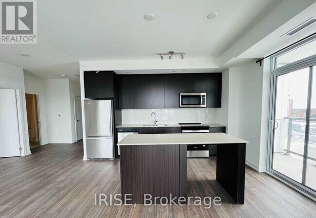 Photo du bâtiment - 55 Duke St W