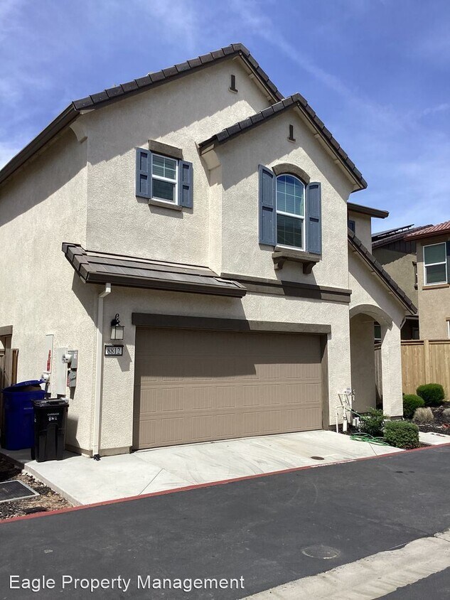 Foto principal - 3 br, 2.5 bath House - 8812 Ariston Lane