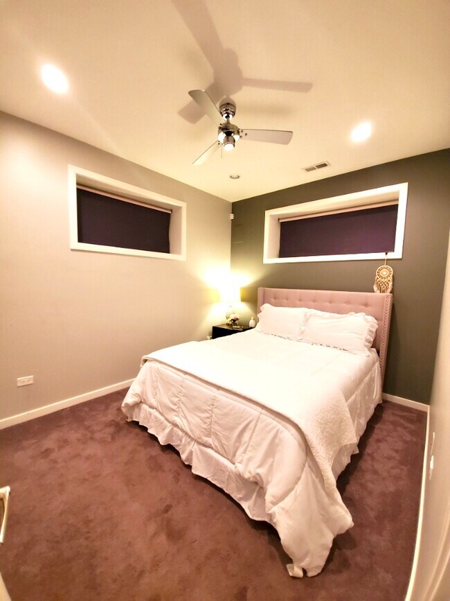 Foto del edificio - 2139 N Bingham St