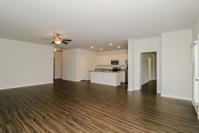 Foto del edificio - 163 Dorian Lp