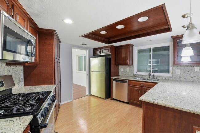 Foto del edificio - 44648 17th St E