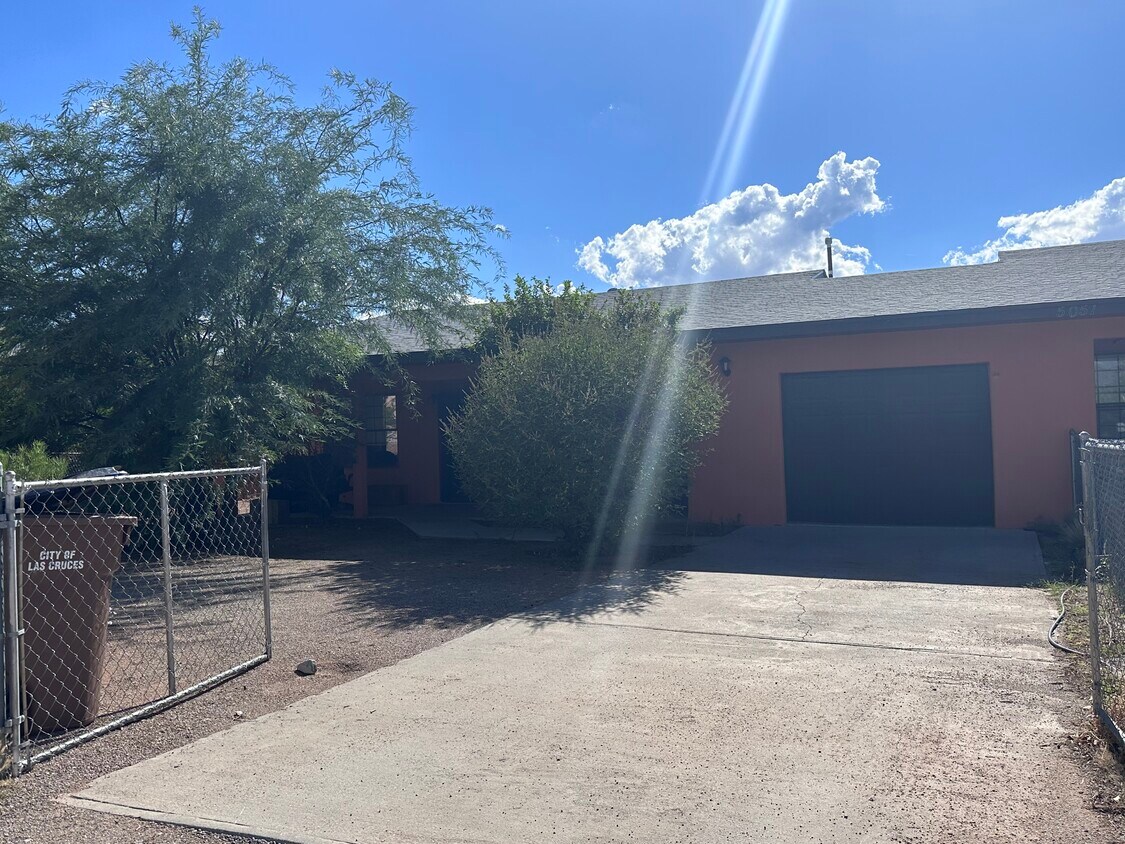 Foto principal - 5051 Wild Bill Ln