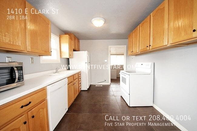 Building Photo - 1410 E Clark St