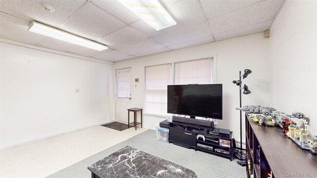 Building Photo - 498 NY-52