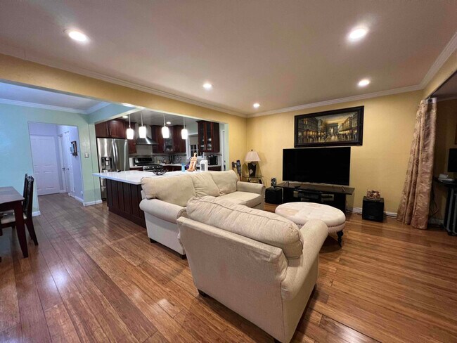 Foto del edificio - 779 Circle Ct
