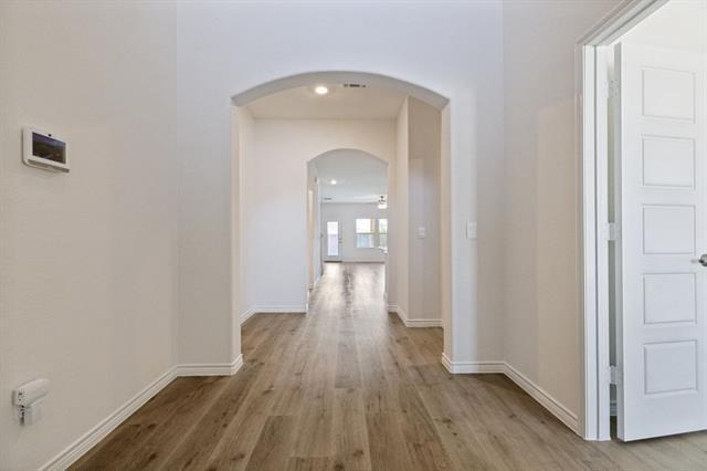 Foto del edificio - 7212 Raynor Pl