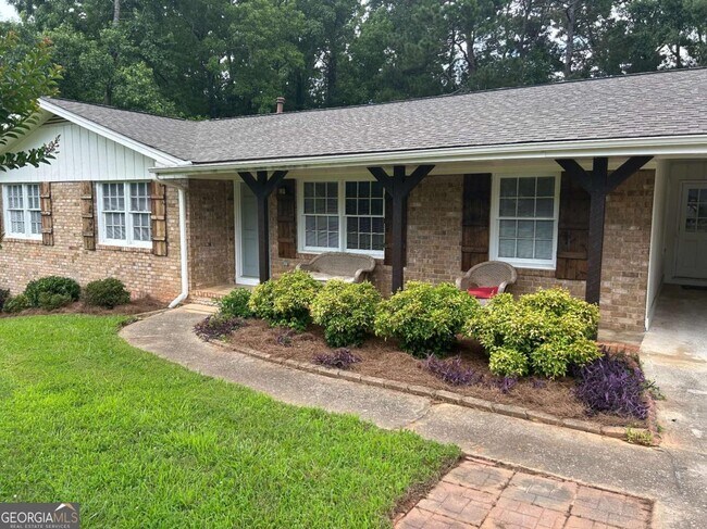 Foto del edificio - 1271 Arrowhead Rd
