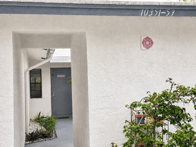 Foto del edificio - 10355 NW 35th St