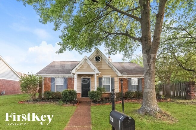 Building Photo - 8491 Highland Glen Cir N