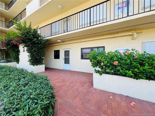Foto del edificio - 7410 S Ocean Dr