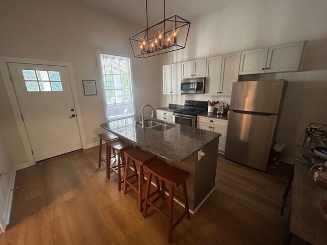 Foto del edificio - 827 Silver St