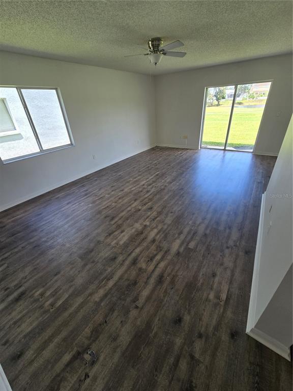 Foto del edificio - 12972 Fennway Ridge Dr