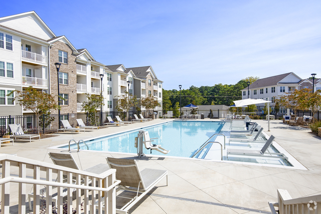 Building Photo - The Darby Apartments