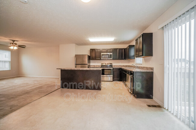 Building Photo - 2553 Brook Run Dr