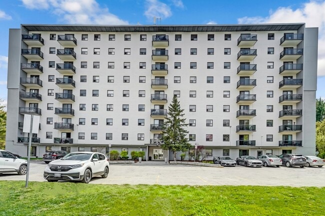 Building Photo - Park Lane Towers Apartments