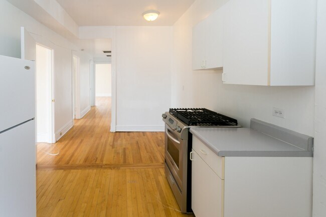 Foto del edificio - 4601 N Western Ave