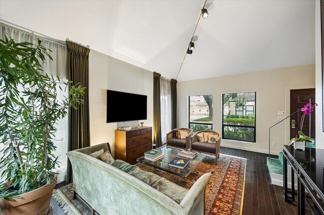 Foto del edificio - 4213 W Alabama St
