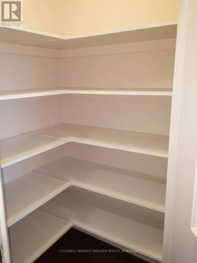 Building Photo - 47 Arkose St