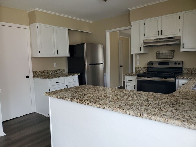 Building Photo - 1960 Windlock Dr