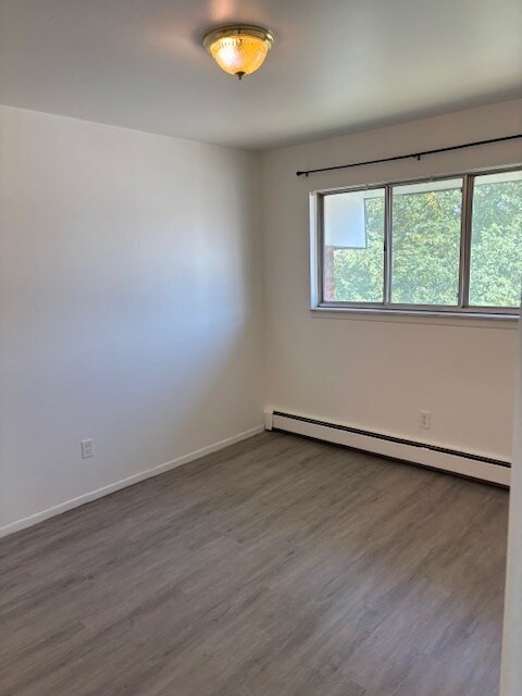 Foto del edificio - 637 Princeton Rd