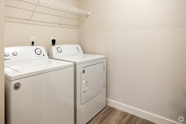 3BR, 2BA-1072SF - zIncite at Troy