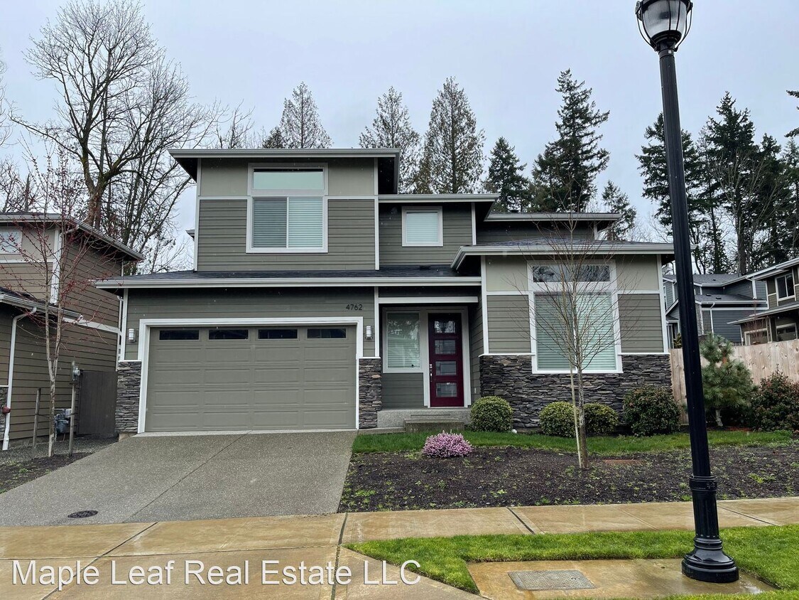 4 br, 3 bath House 4762 Smithers Ave S House Rental in Renton, WA