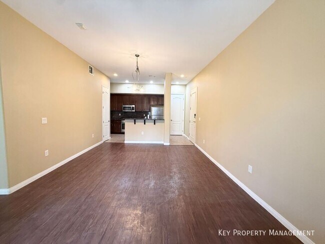 Building Photo - 68 E Serene Ave