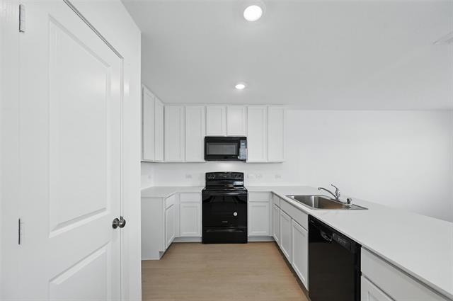 Foto del edificio - 907 Sandhill Crane Ln