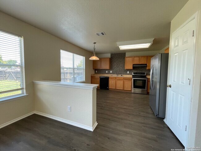 Foto del edificio - 8927 Nature Trail